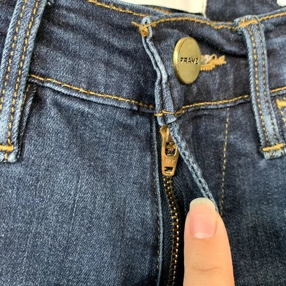 FRAME Denim Le High Skinny Slit Hem Skinny Jeans In Wythe - Picture 4 of 12